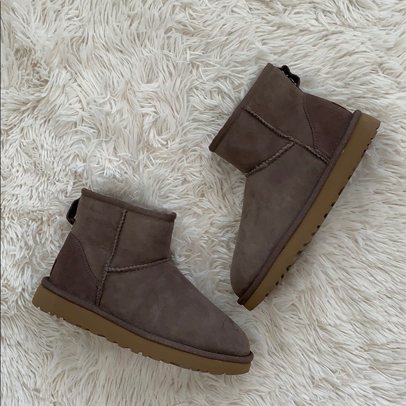 UGG classic mini 2 genuine shearling lined boots - Picture 7 of 8